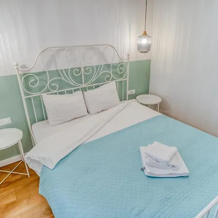 Zen Oasis Tineretului Park Апартаменты *